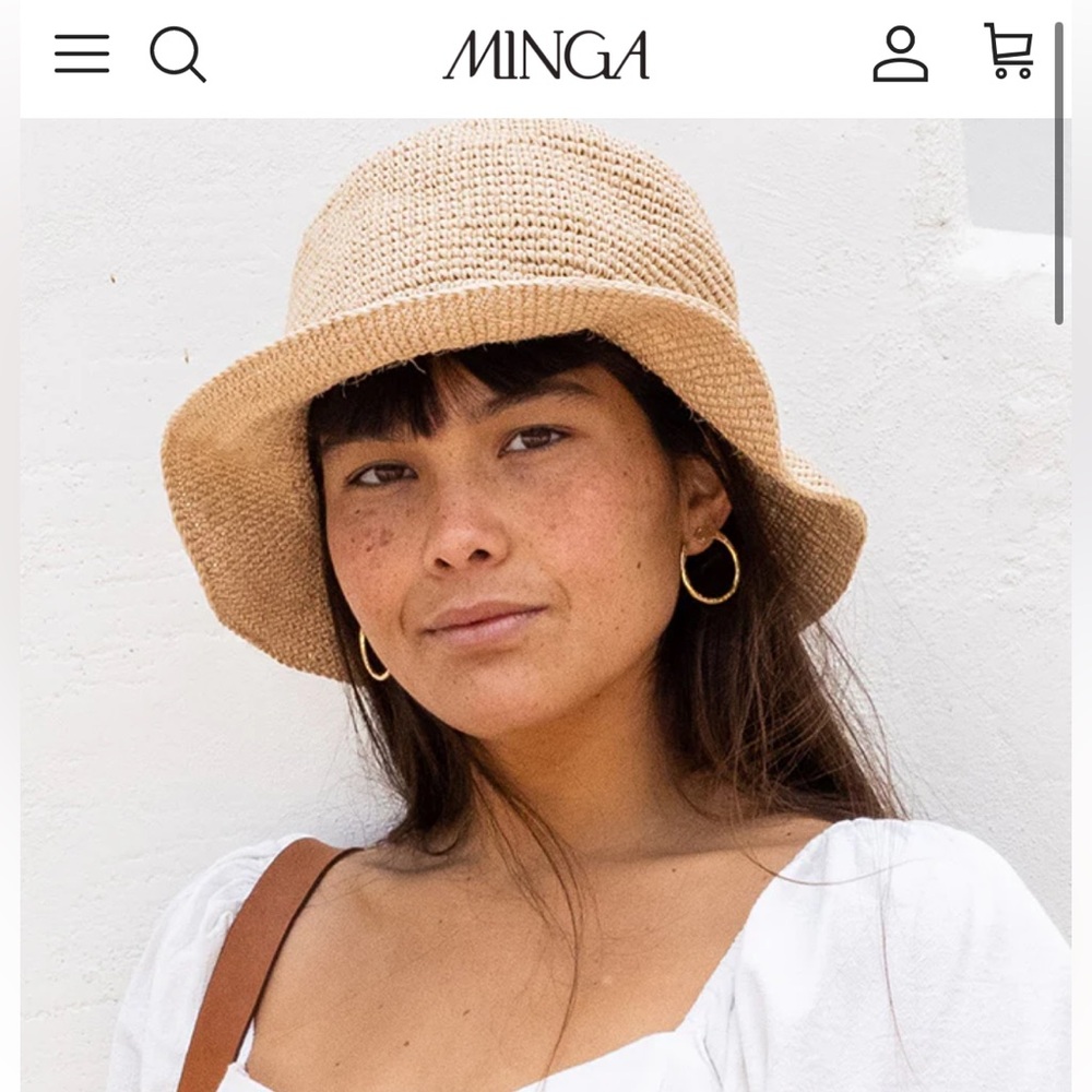 Made by Minga bucket hat